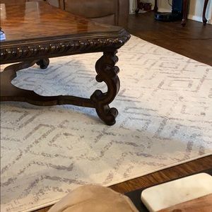 Meet your Posher, Simona